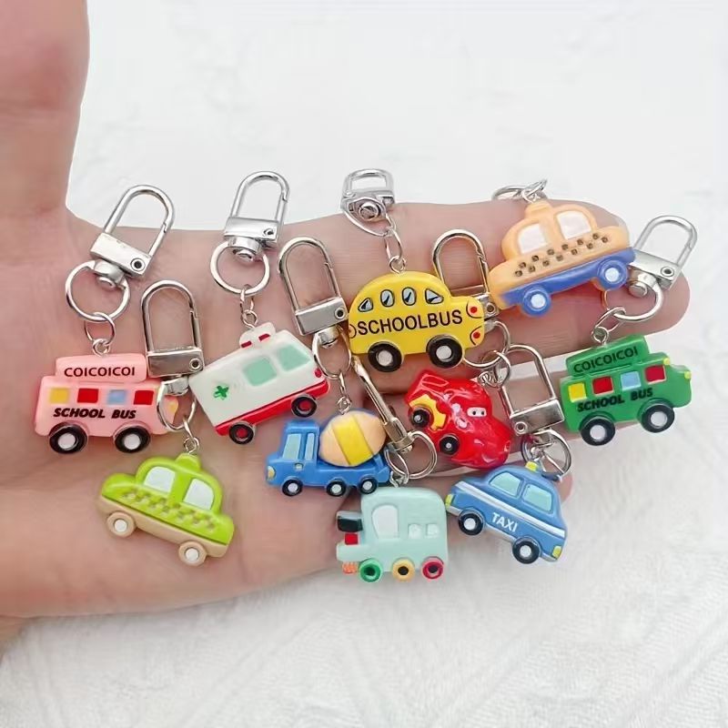Phone Accessories Are - 10 adet reçine karikatür araba anahtarlığı,
